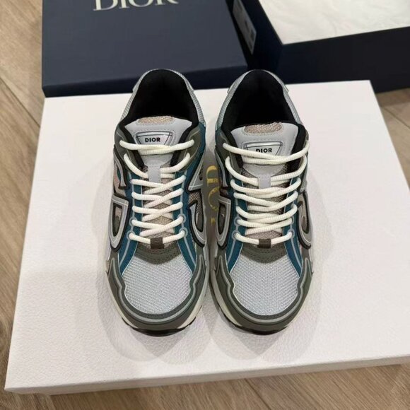 NIB Authentic Dior B30 Olive - Picture 3 of 4